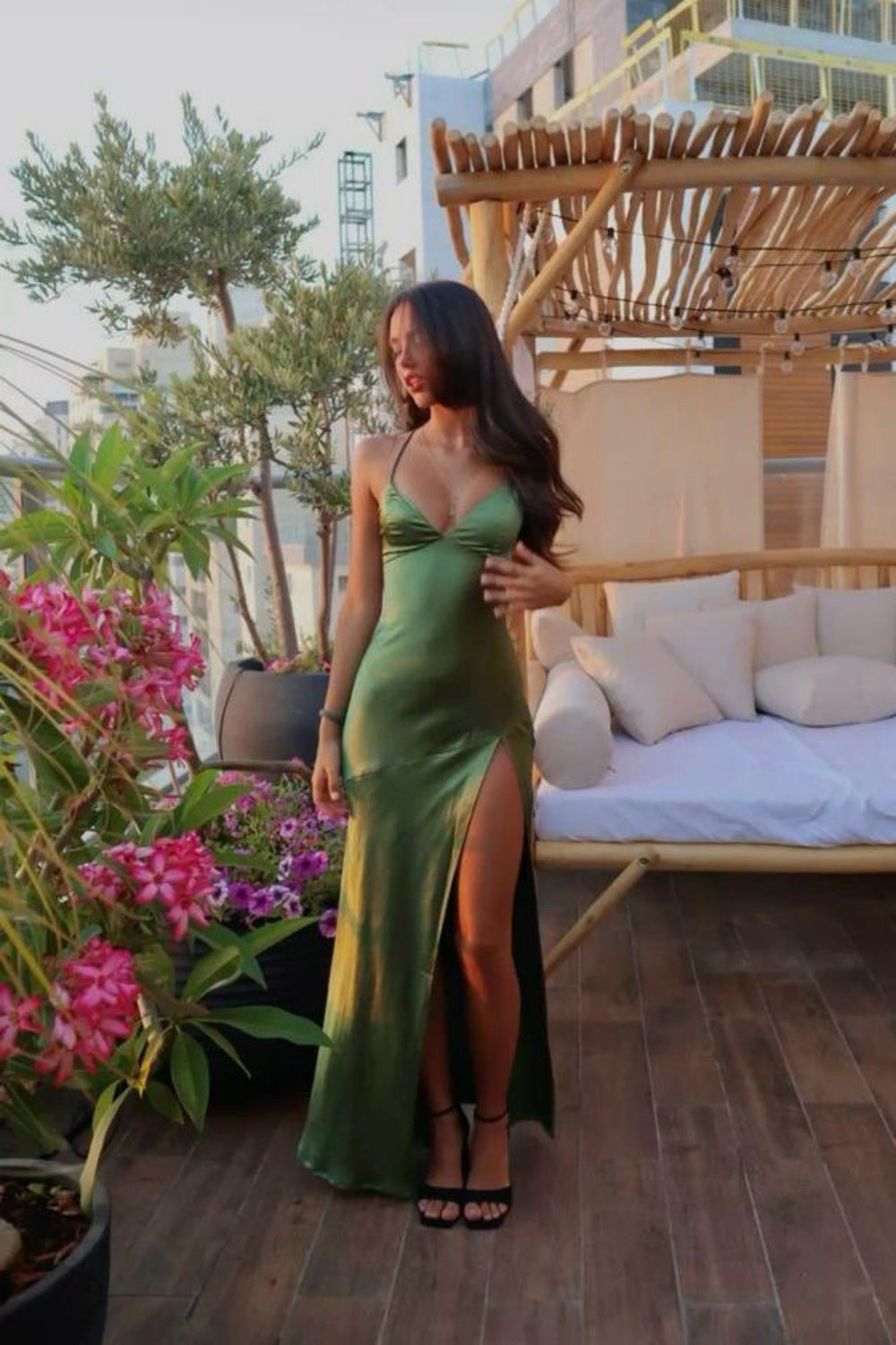 Lace and Chiffon v-NECK Dress with Slit Emerald