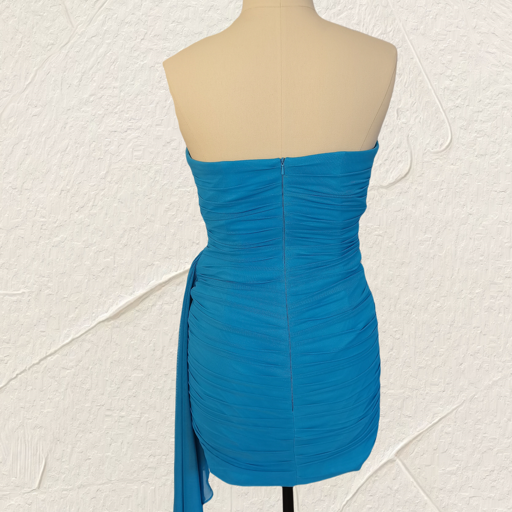 
                      
                        Strapless Blue Ruched Sheath Short Dress
                      
                    