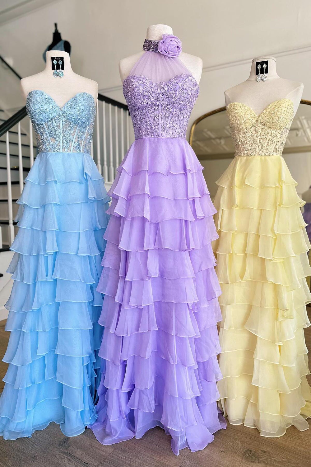 Sweetheart Lace and Chiffon Ruffle Long Prom Dress