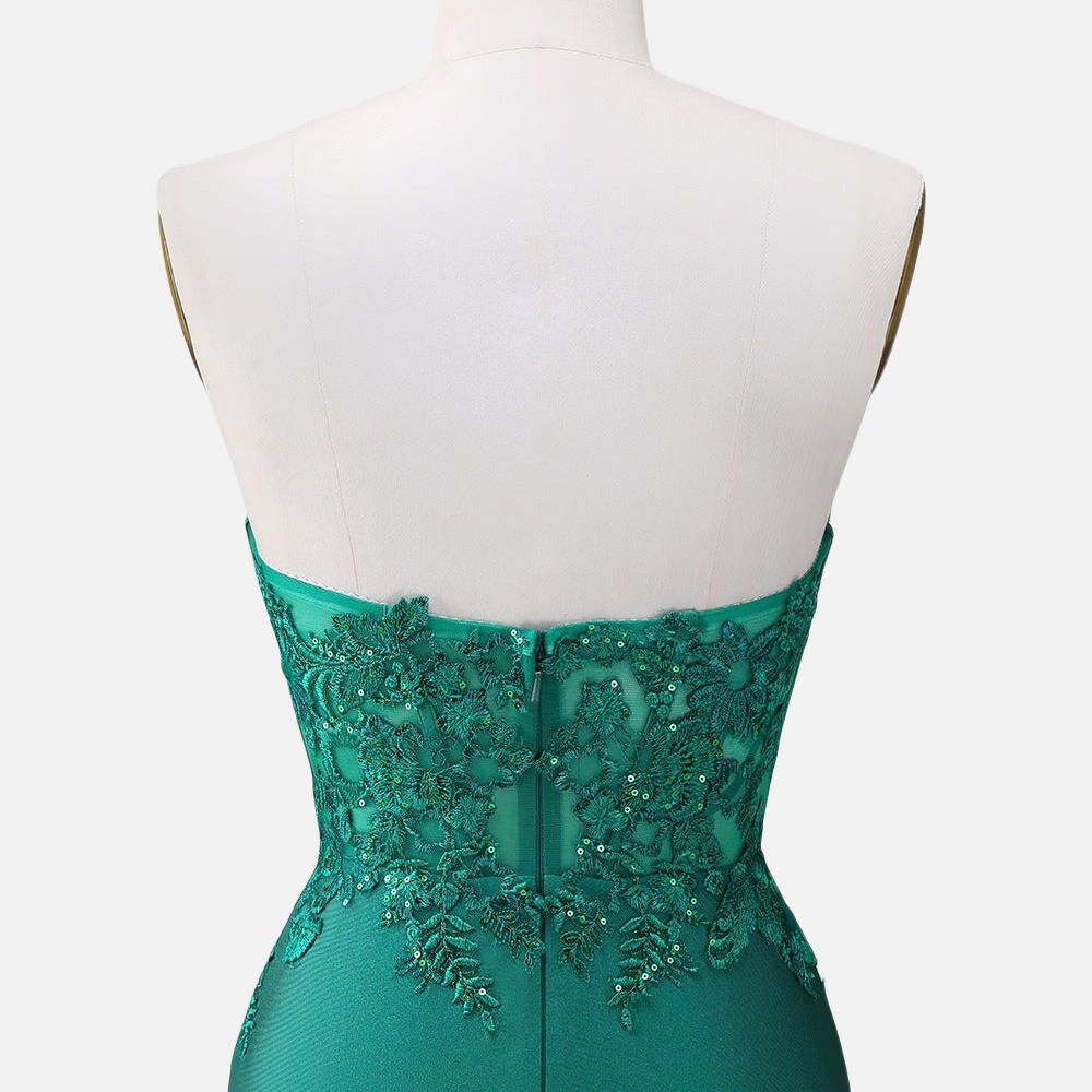 
                      
                        Dark Green Appliques Bodycon Short Dress
                      
                    