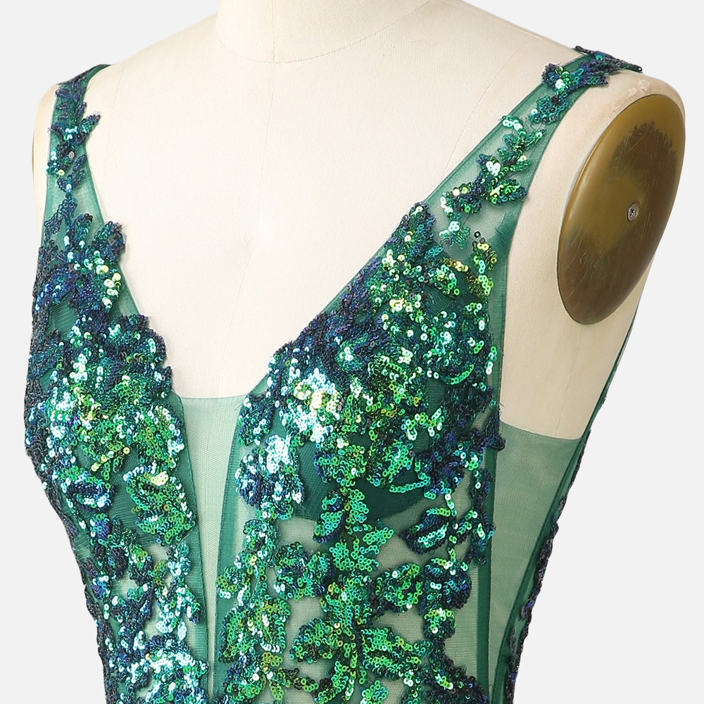 
                      
                        Dark Green Sequin Appliques Short Homecoming Dress
                      
                    