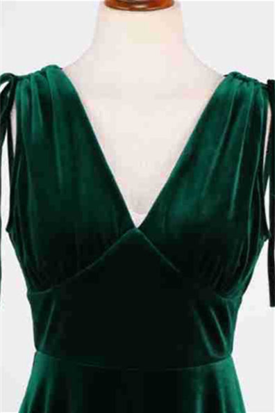 Emerald Green 1950s V-neck Velvet Vintage Dress