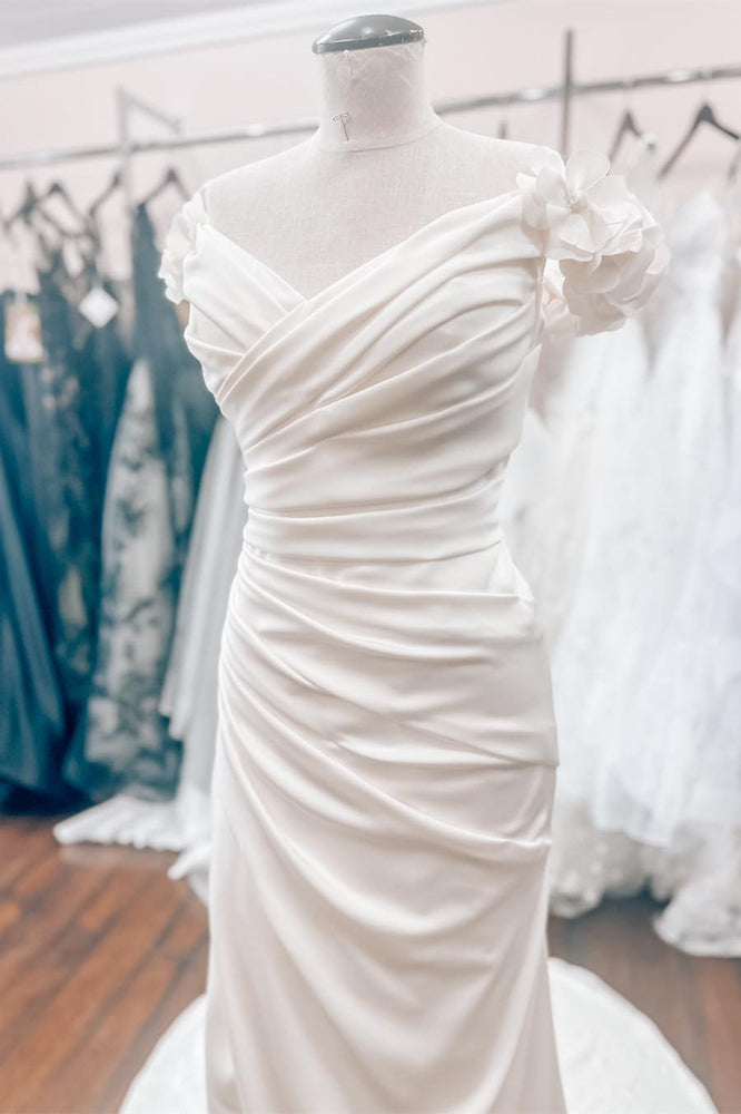 
                      
                        Floral Straps White Pleated Mermaid Wedding Dress
                      
                    