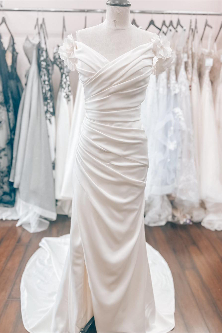 Floral Straps White Pleated Mermaid Wedding Dress