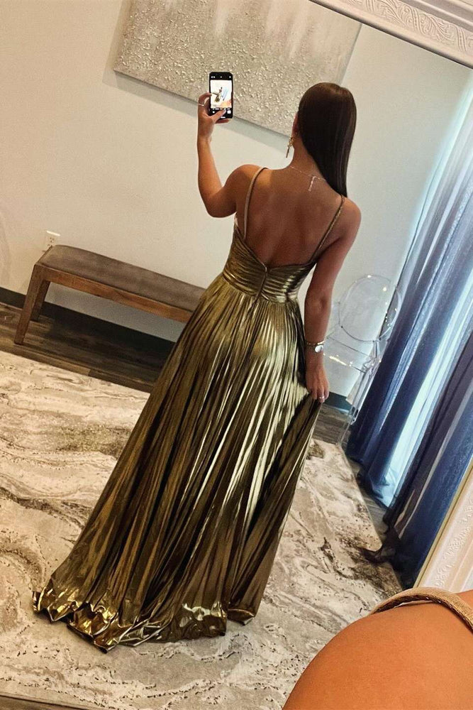 
                      
                        Halter Purple A-line Long Formal Dress with Slit
                      
                    