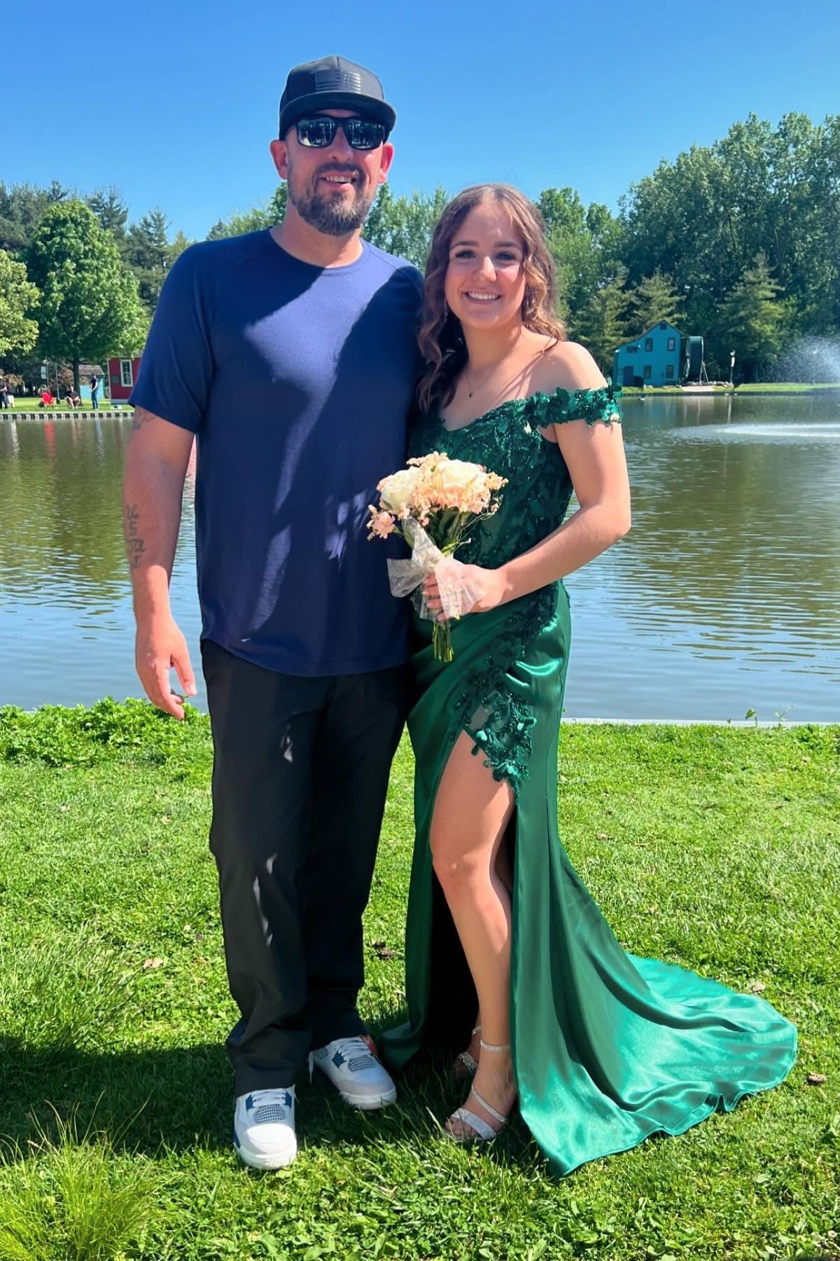 Off the Shoulder Emerald Green Appliques Long Dress