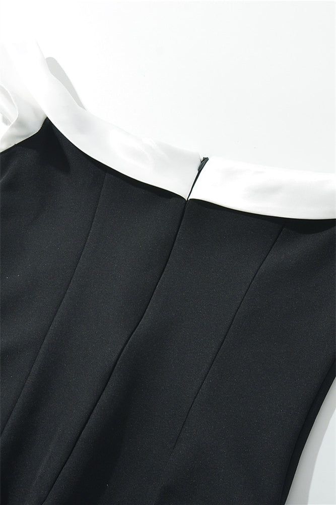 
                      
                        Off the Shoulder Black and White Pleated Short Dress
                      
                    