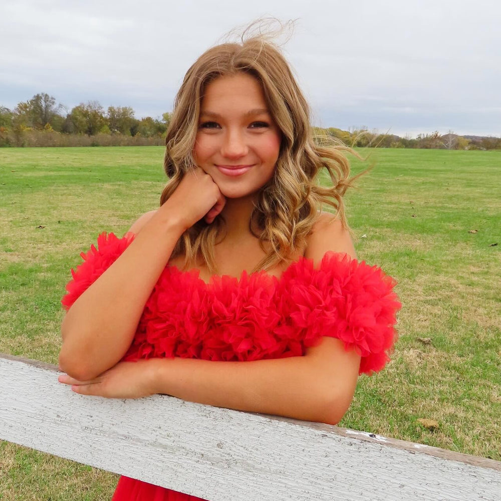 
                      
                        Off the Shoulder Red A-line Tulle Long Dress
                      
                    