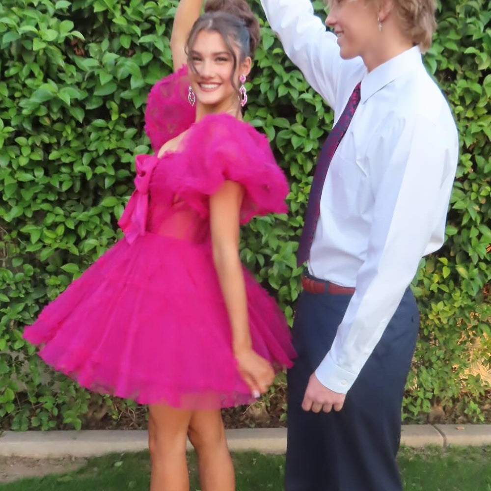 
                      
                        Puff Sleeves Fuchsia Ruffled Short Dress with Bow
                      
                    