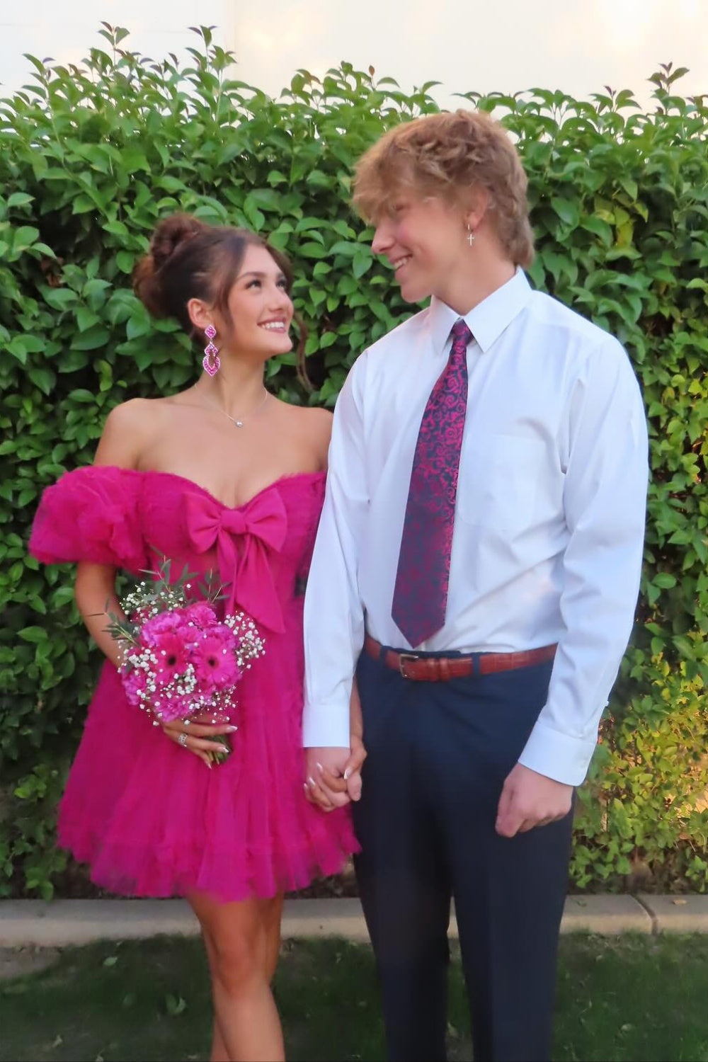 Puff Sleeves Fuchsia Ruffled Short Dress with Bow