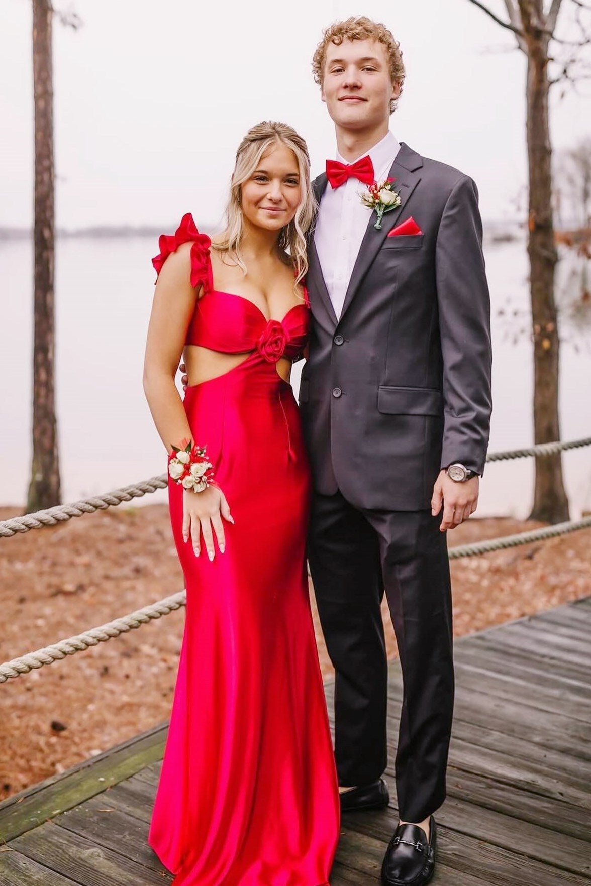 Ruffle Straps Yellow Cutout Long Dress with Rosette