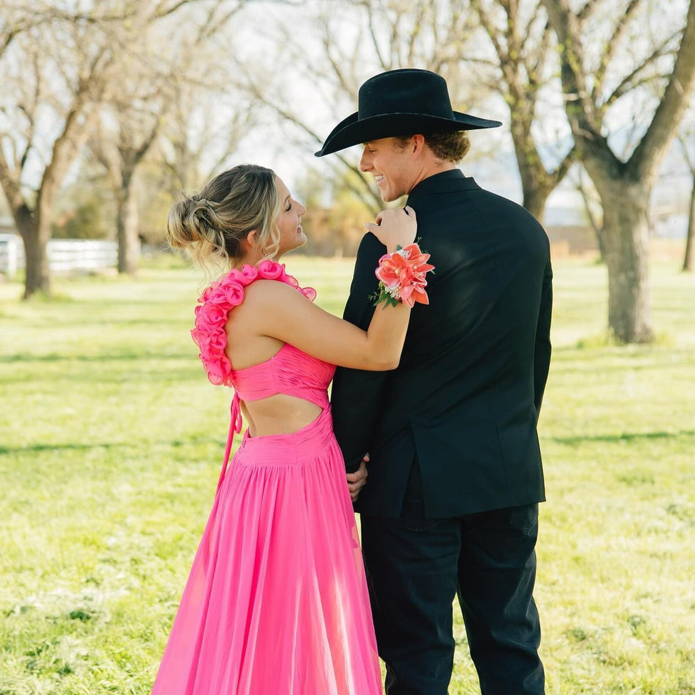 
                      
                        Ruffled Sleeves Pink A-line Long Chiffon Dress
                      
                    