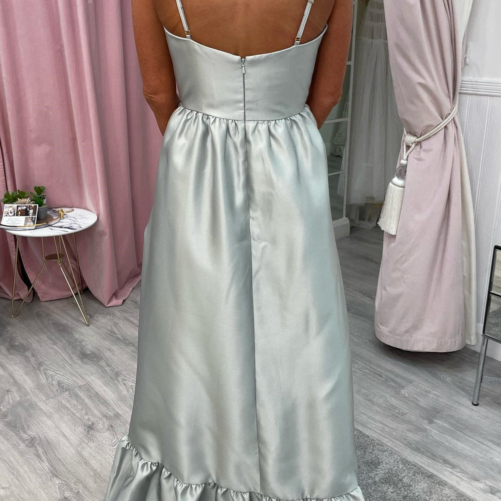 
                      
                        Sky Blue Ruffle A-line Bridesmaid Dress with Slit
                      
                    