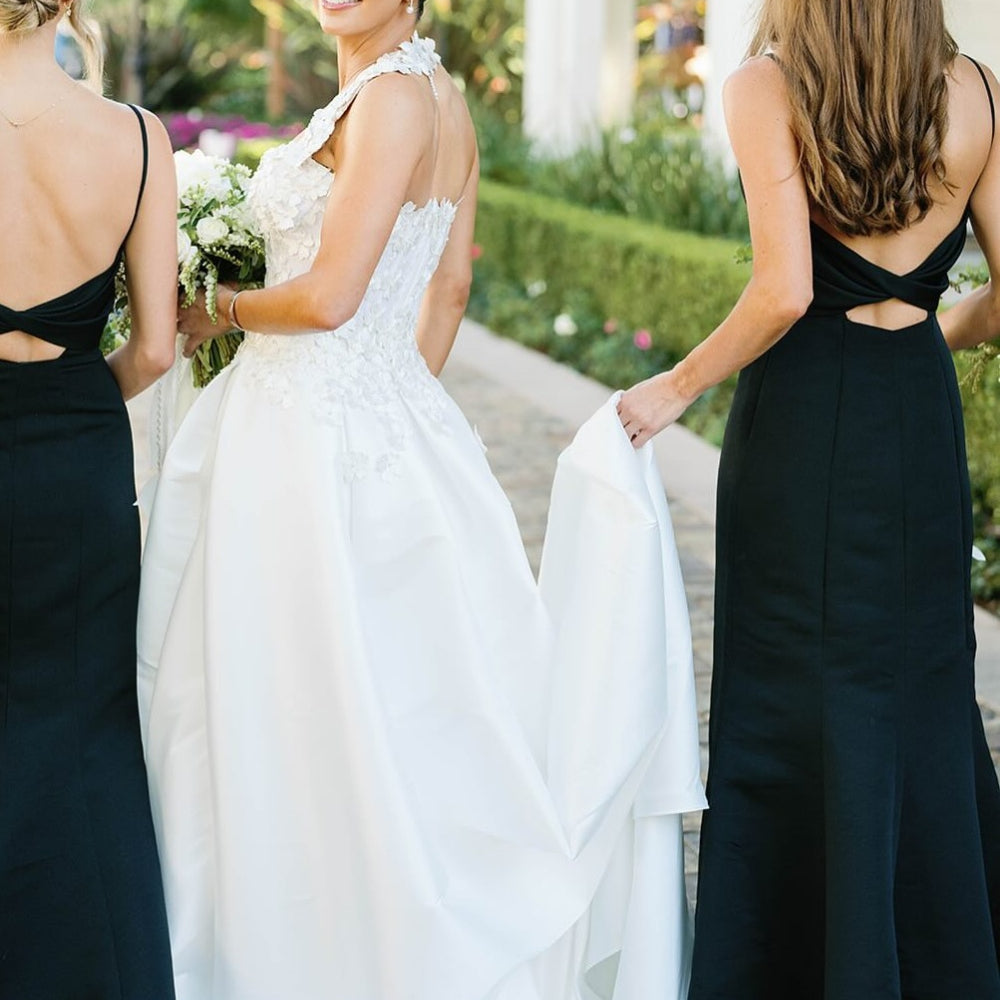 
                      
                        Square Neck Black Cut-out Back Bridesmaid Dress
                      
                    