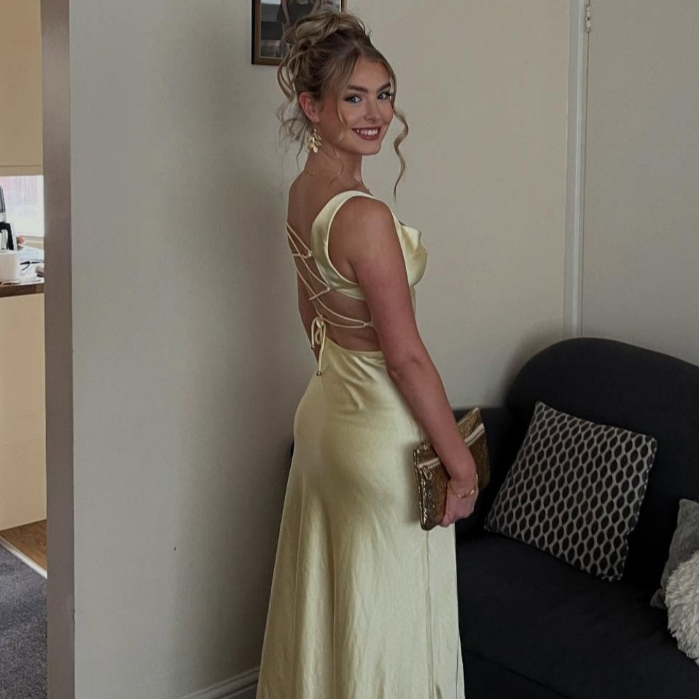 
                      
                        Square Neck Red A-line Long Dress with Slit
                      
                    