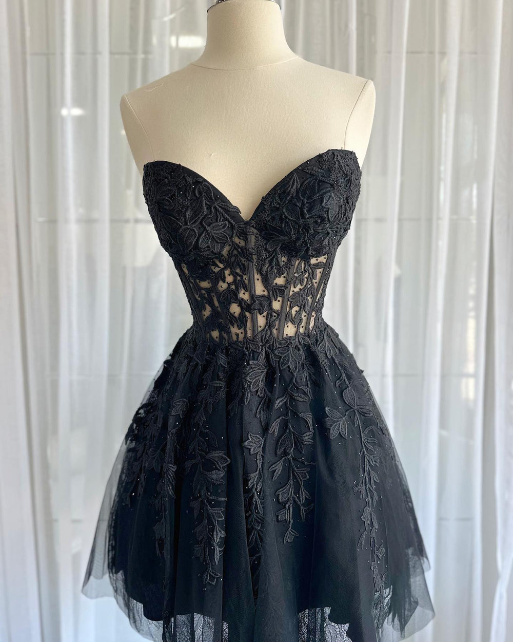 Strapless Black Appliques A-line Short Dress