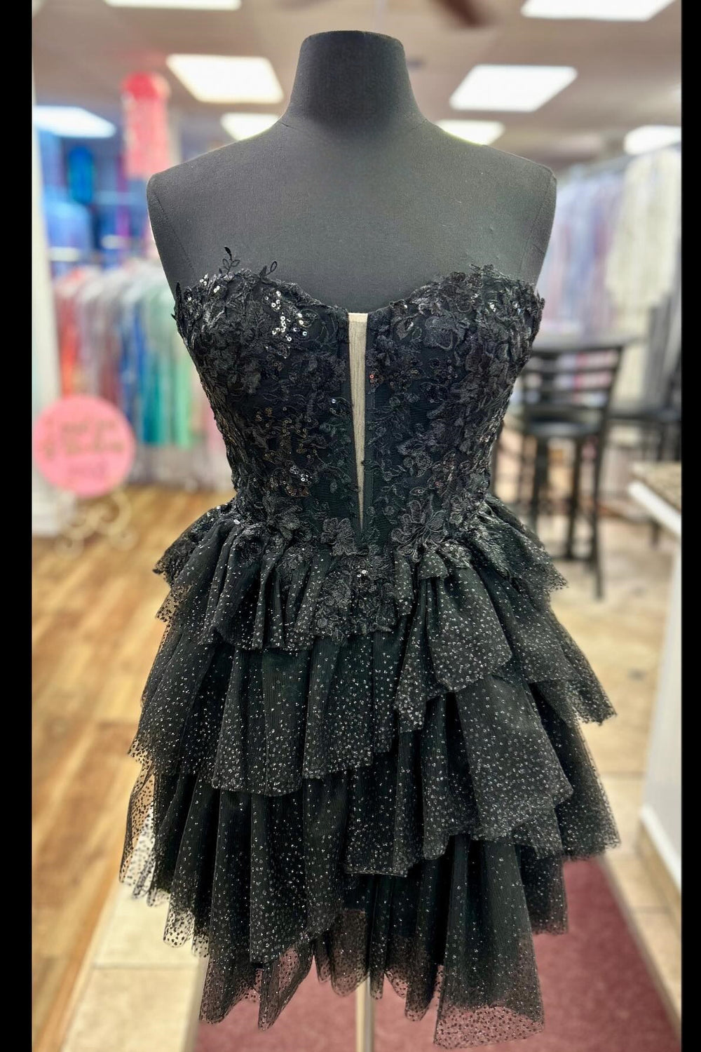 Strapless Black Appliques Ruffle Short Dress