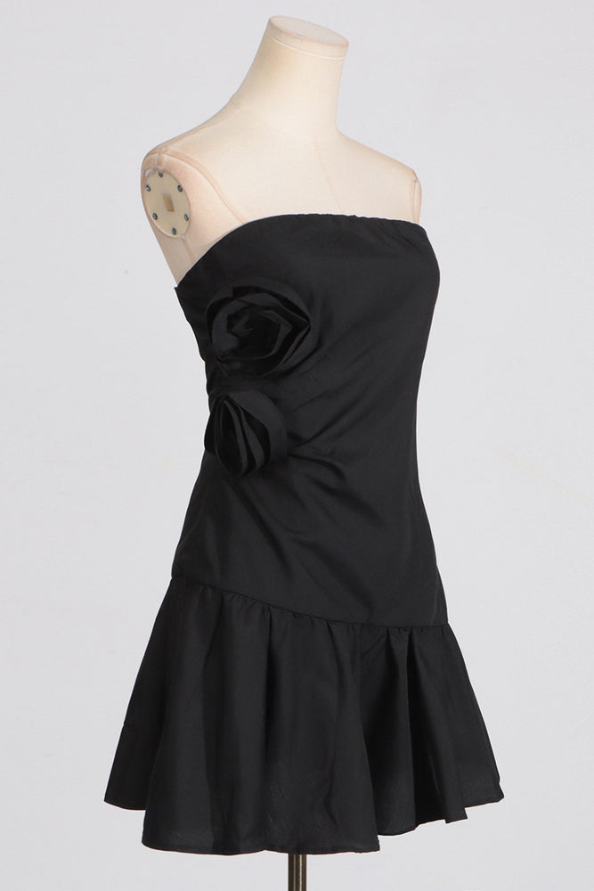 
                      
                        Strapless Black Ruffled Hem Short Dress with Rosette
                      
                    