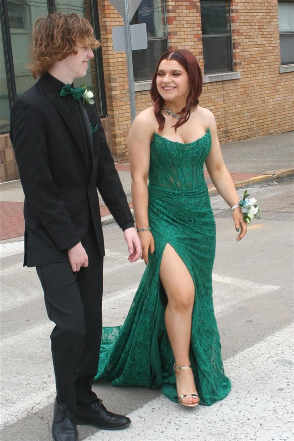 Strapless Emerald Green Lace Mermaid Long Dress