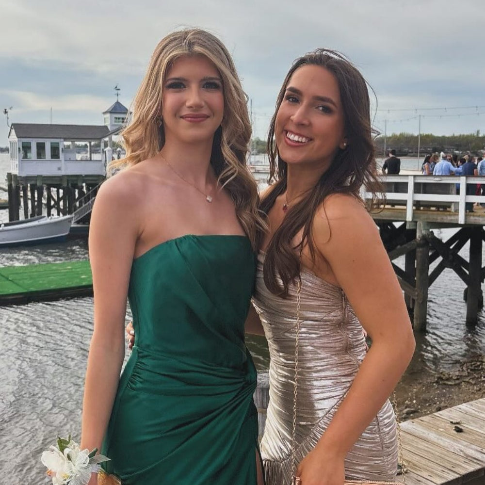
                      
                        Strapless Emerald Green Twist Column Long Dress with Slit
                      
                    