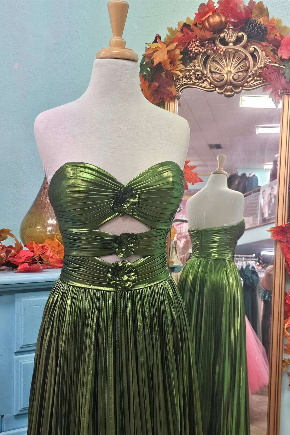 Strapless Green Pleated A-line Metallic Long Dress