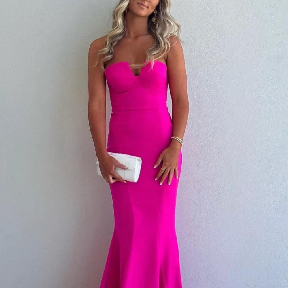 
                      
                        Strapless Hot Pink Mermaid Long Dress
                      
                    