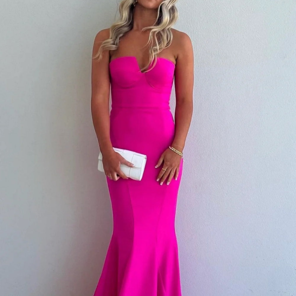 
                      
                        Strapless Hot Pink Mermaid Long Dress
                      
                    