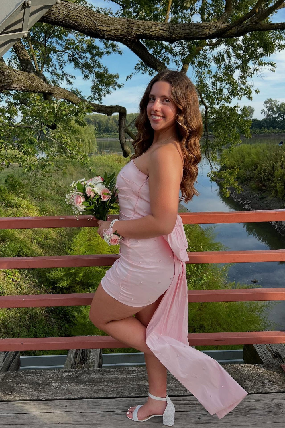 Strapless Light Pink Back Bow Short Dress with Pearls