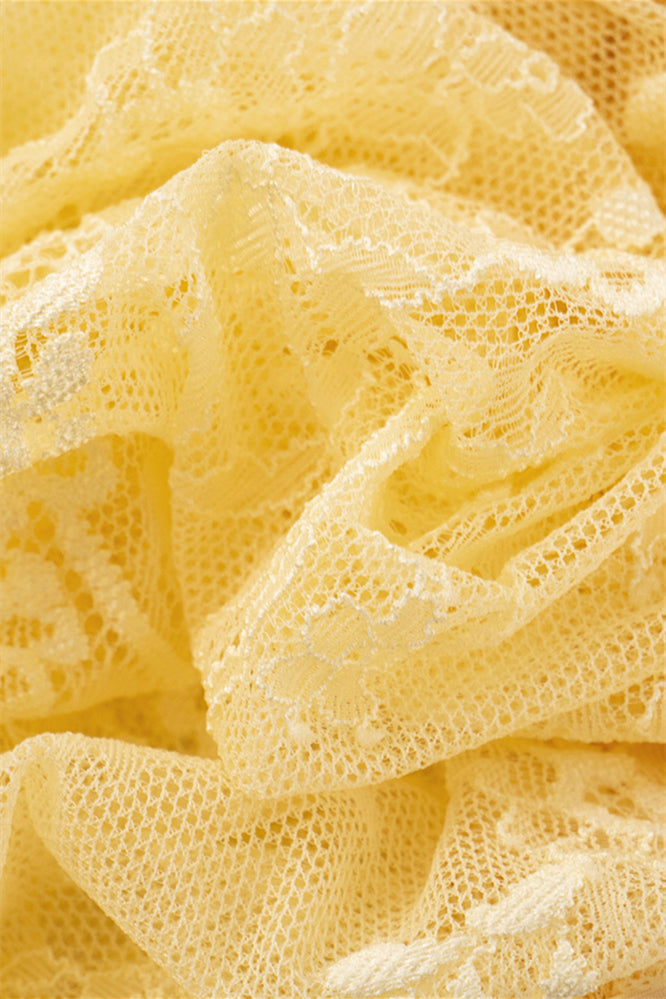 
                      
                        Strapless Light Yellow Twist Lace Stitching Maxi Dress
                      
                    