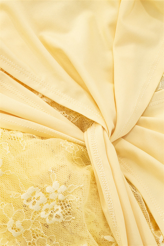 
                      
                        Strapless Light Yellow Twist Lace Stitching Maxi Dress
                      
                    