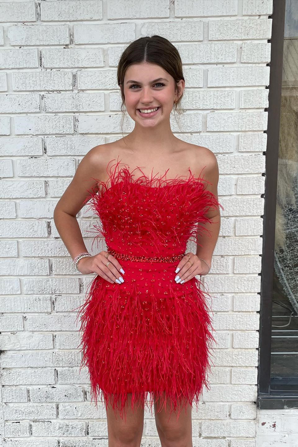 Strapless Red Feather Sheath Short Dress