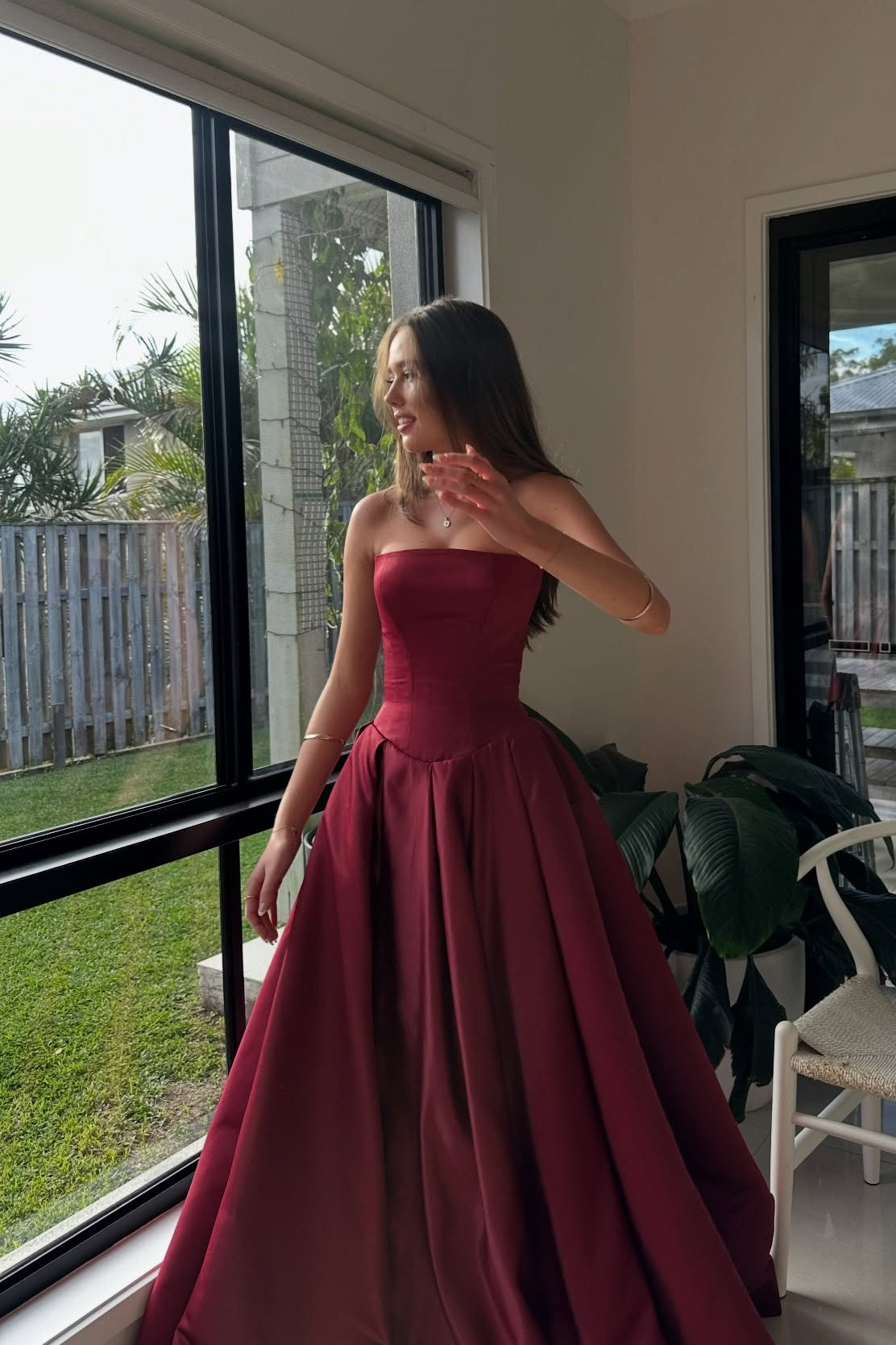 Strapless Wine Red Pleated Long Dress with Slit – PollyBoutique