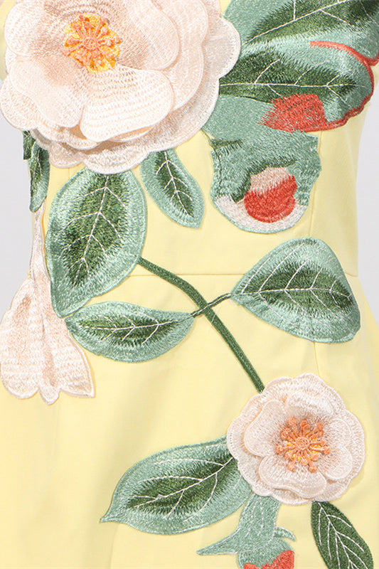 
                      
                        Strapless Yellow 3D Floral A-line Short Dress
                      
                    