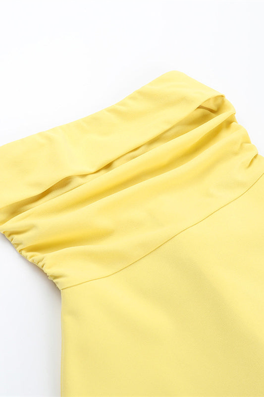 
                      
                        Strapless Yellow Back Tie A-line Short Dress
                      
                    