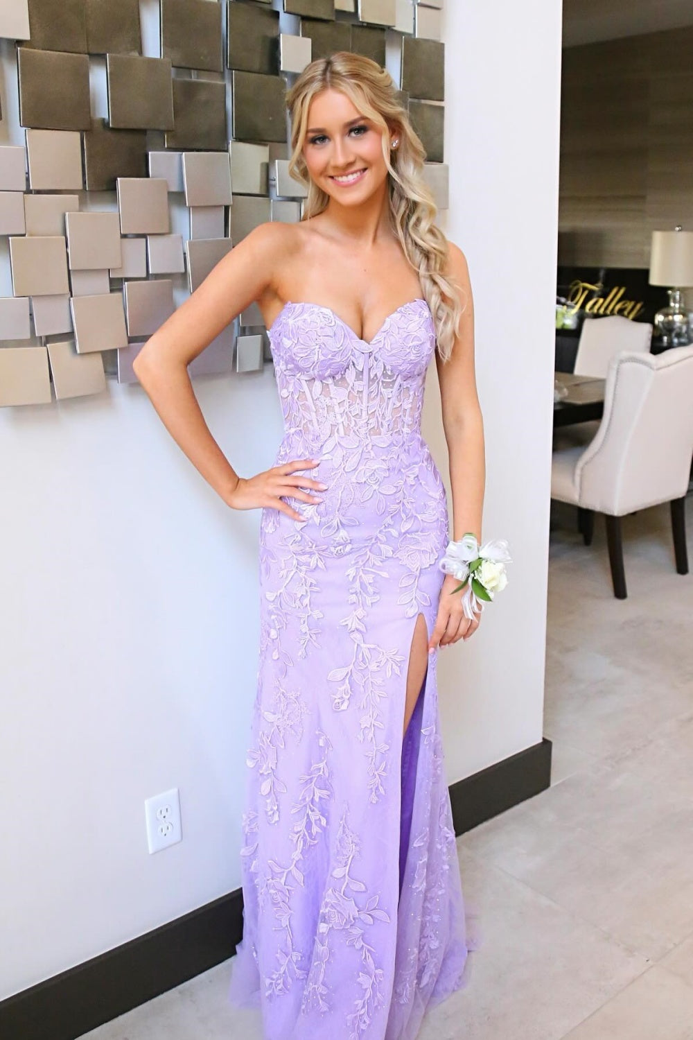 Strapless Yellow Lace Appliques Long Prom Dress