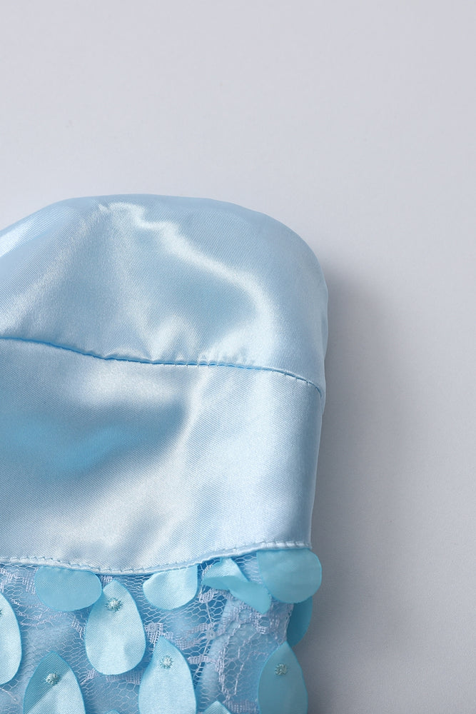 
                      
                        Strapless Blue Teardrop Sheath Long Dress
                      
                    