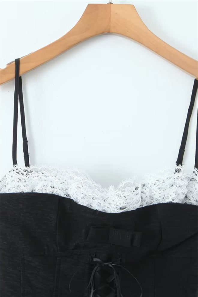 
                      
                        Straps Black Lace Stitching Tiered Short Dress
                      
                    