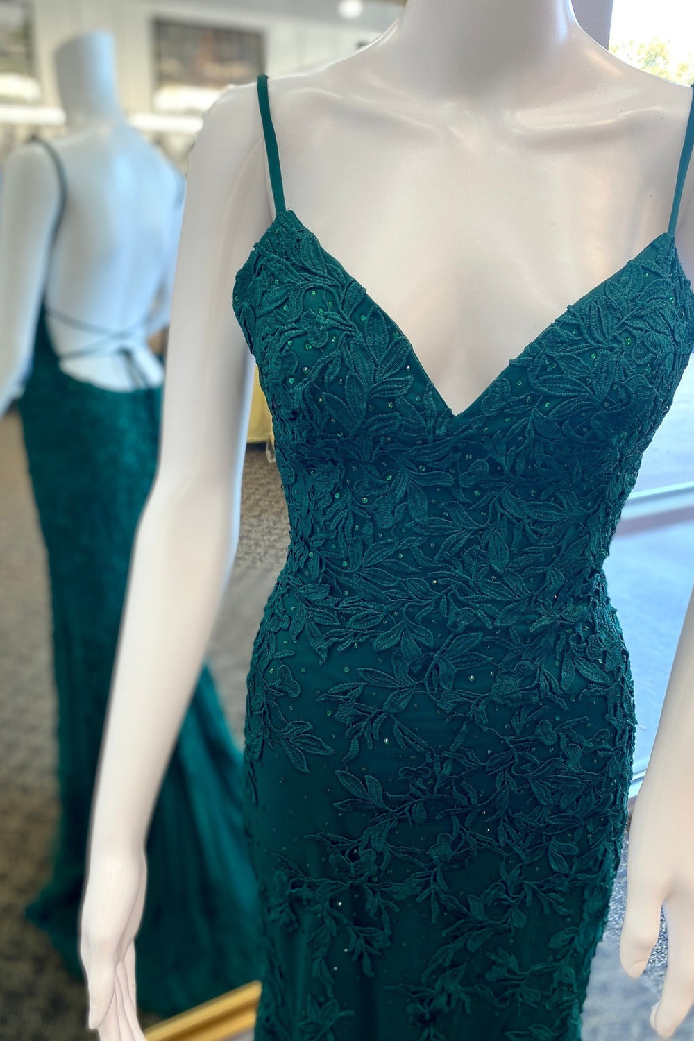 Straps Emerald Green Appliques Mermaid Long Dress