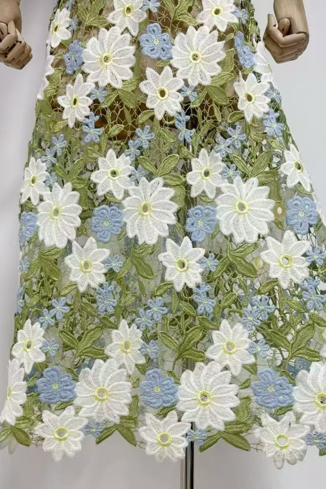 
                      
                        Straps Green Floral Appliques A-line Long Dress
                      
                    
