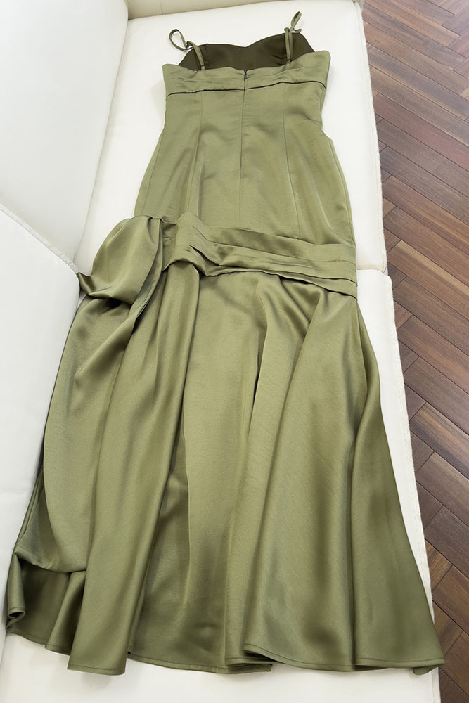 
                      
                        Straps Olive Green Mermaid Long Dress with Shawl
                      
                    