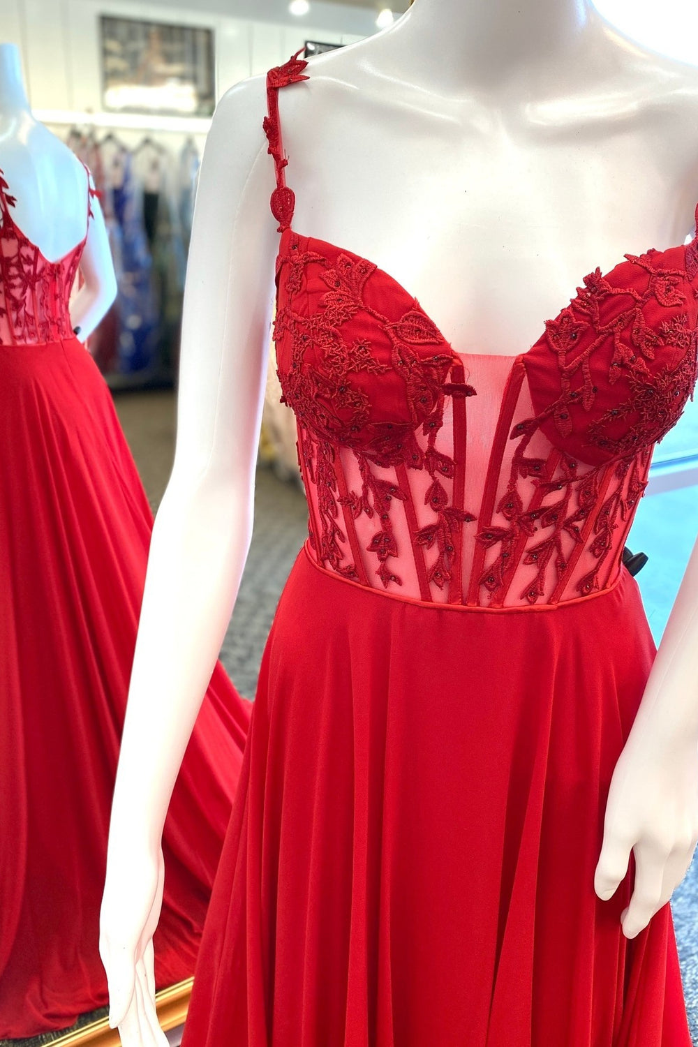 Straps Red Lace Appliques Long Formal Dress