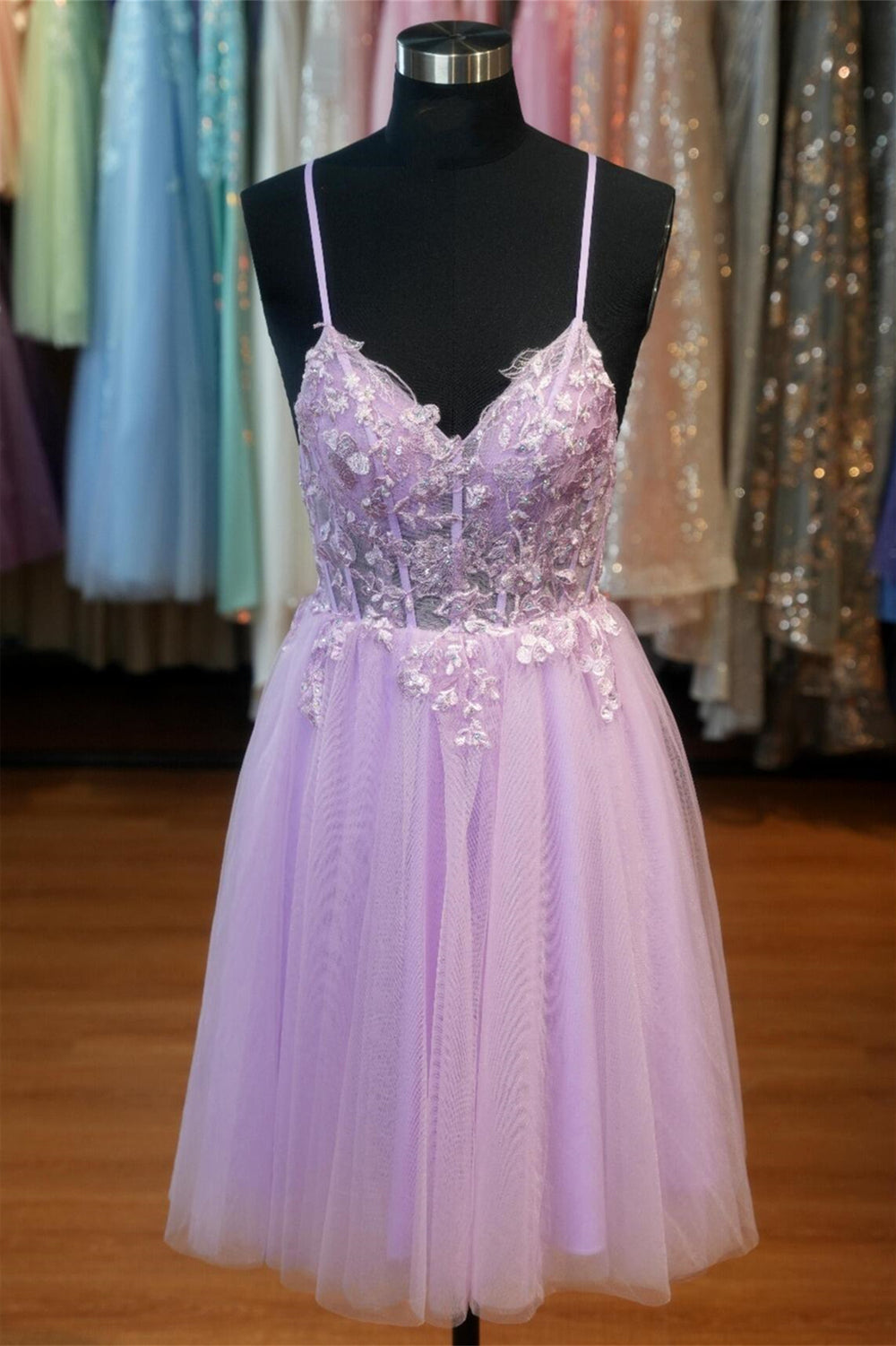 Straps Lavender Appliques Short Homecoming Dress