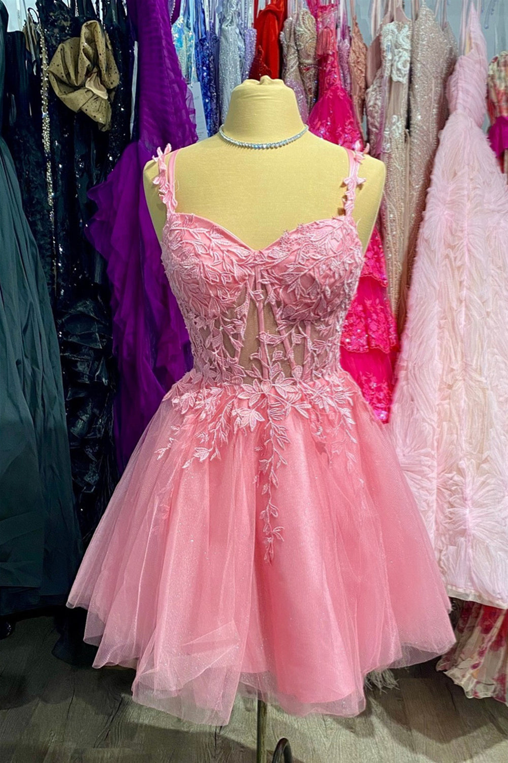 Straps Pink Lace Appliques Short Homecoming Dress