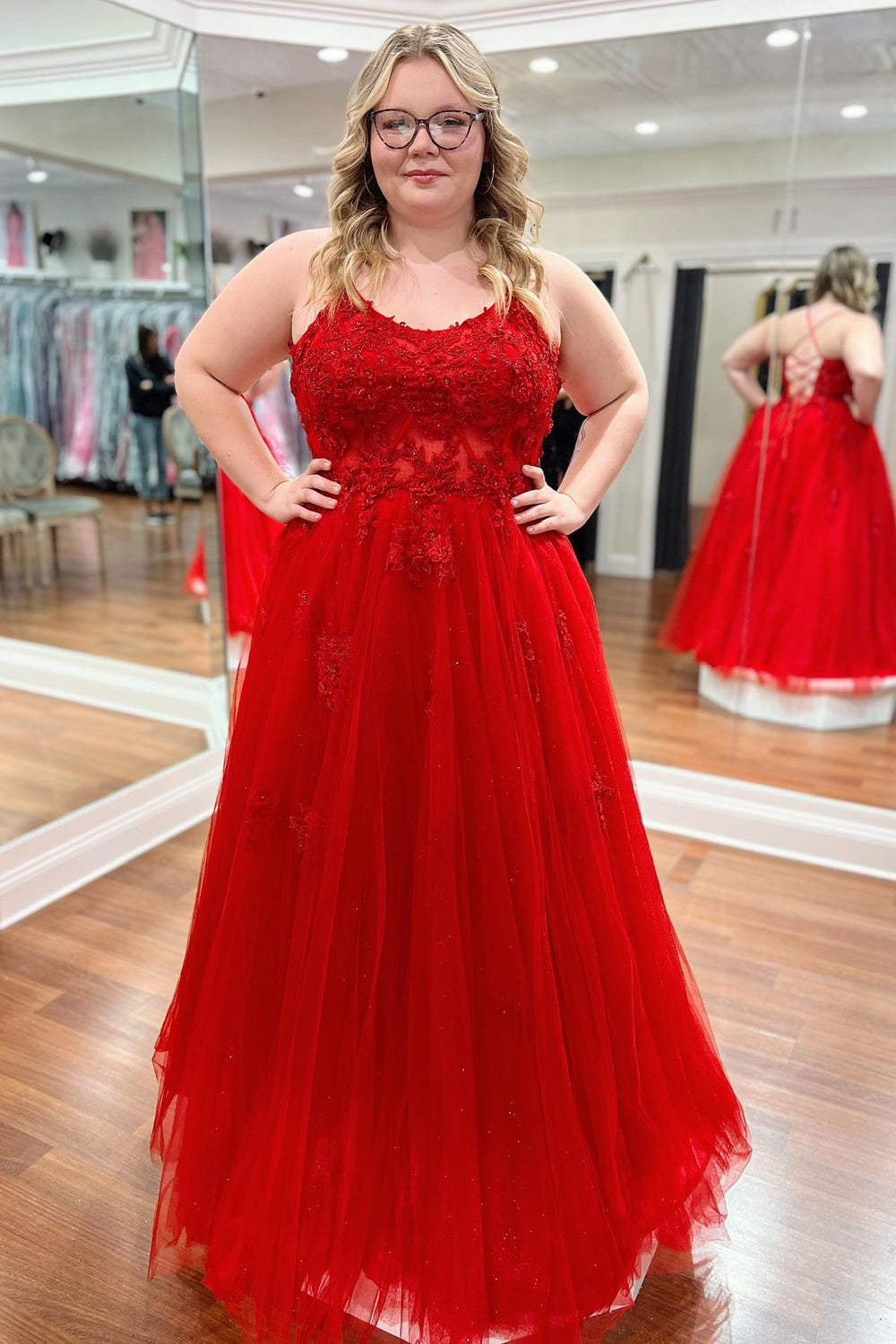 Straps Red Appliques Long Formal Dress