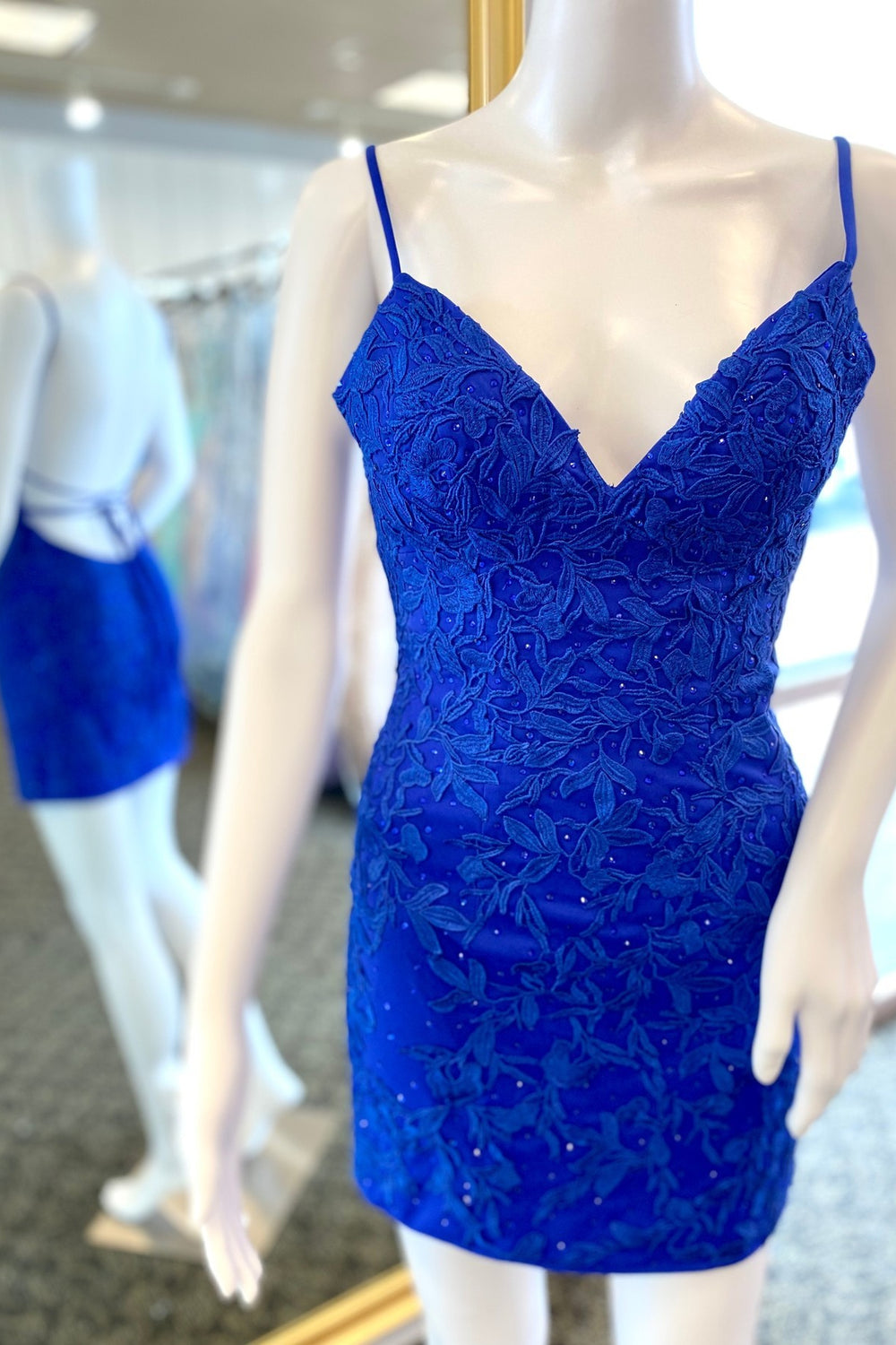 Straps Royal Blue Lace Appliques Tight Party Dress