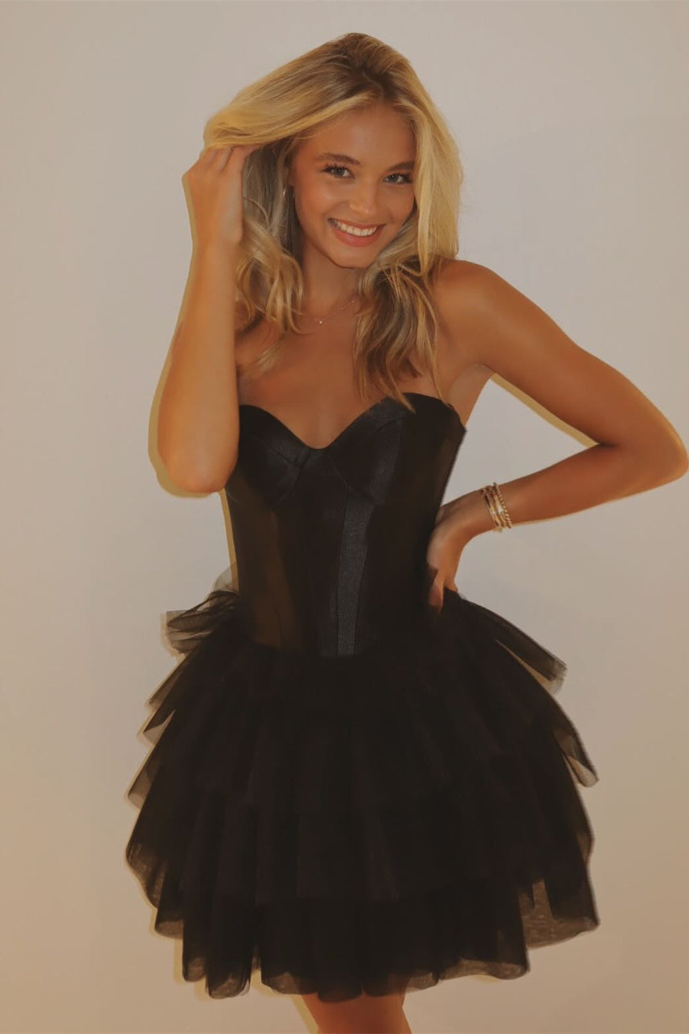 Sweetheart Black Layered A-line Short Dress