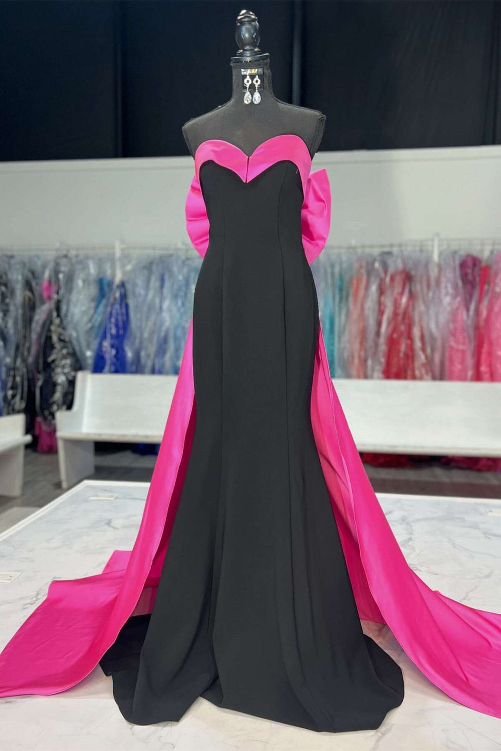 Sweetheart Black and Pink Back Bow Long Dress