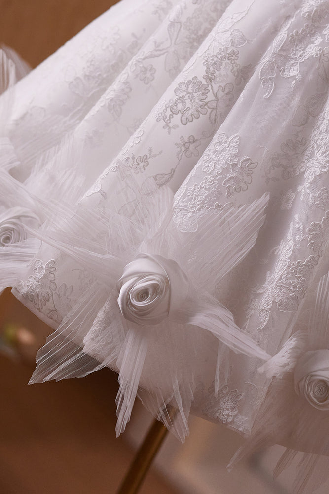 
                      
                        Sweetheart White Lace Short Dress with 3D Floral
                      
                    