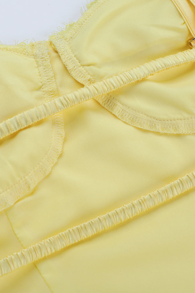 
                      
                        Sweetheart Yellow Lace Bust Bodycon Short Dress
                      
                    