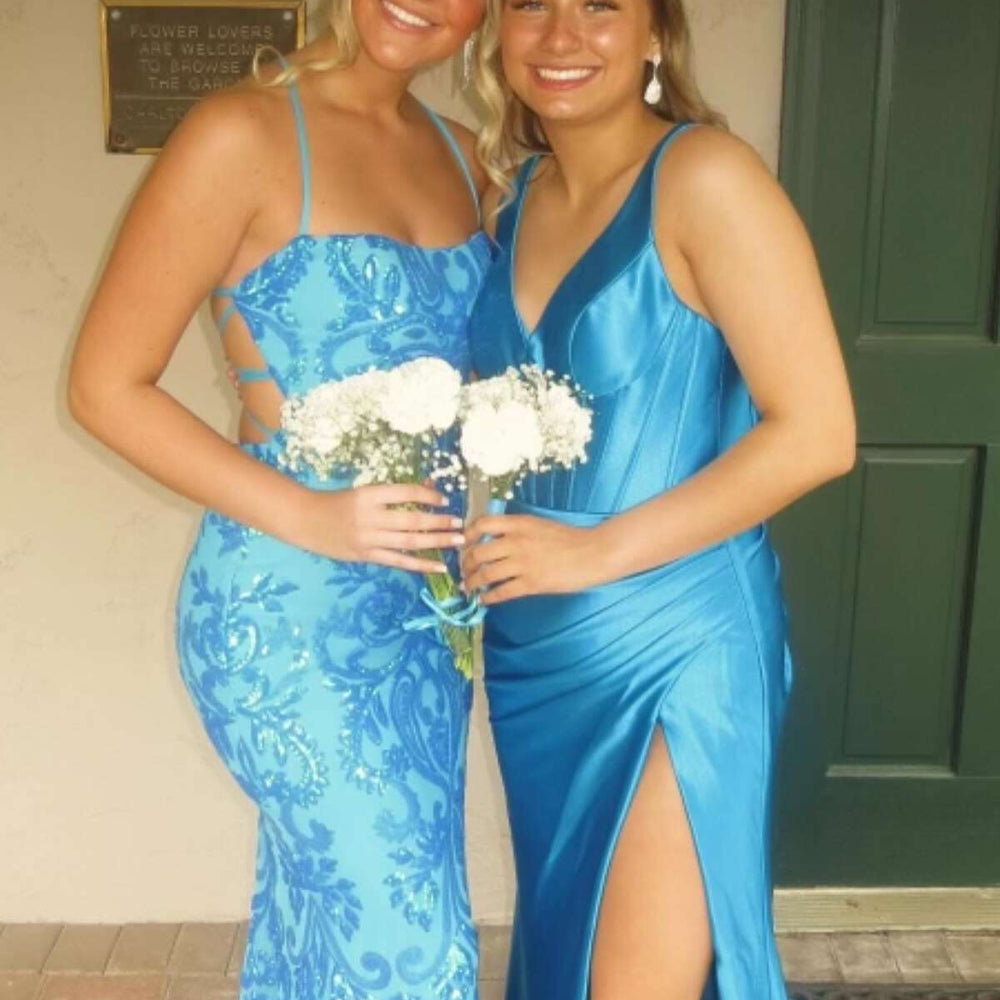 
                      
                        V-neck Blue Ruched Mermaid Long Dress with Slit
                      
                    